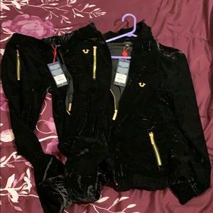 True religion women’s velvet jogger set